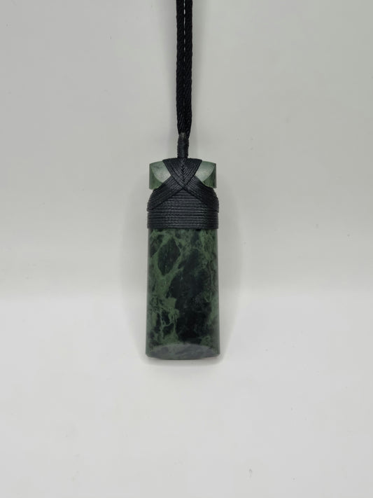 Kawakawa Pounamu Greenstone Toki