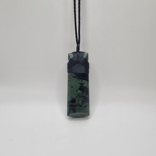 Kawakawa Pounamu Greenstone Toki